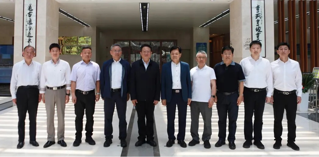 中华慈善总会领导一行考察调研亨通集团